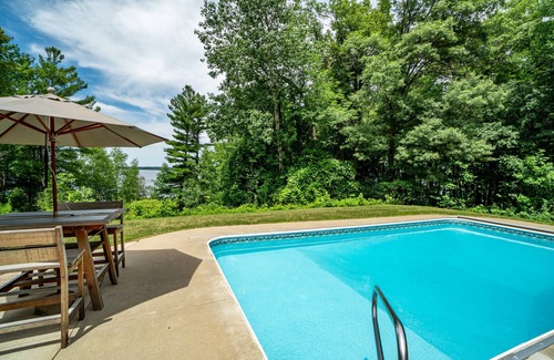 Chippewa Falls House | Gorgeous house and property on Scenic Lake Wissota.