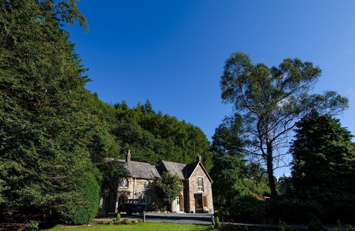 Liskeard House | Gorgeous house in spectacular secluded grounds, with beaches nearby