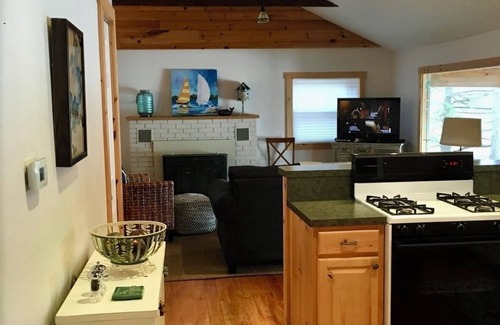 Mayfield Cottage | Gorgeous Lakefront Cottage! The perfect "Up-North" getaway!