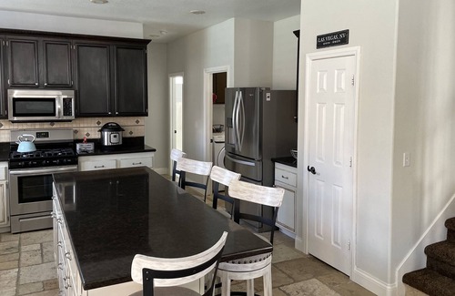 Gibson Springs House | Gorgeous Las Vegas/Henderson Home with Pool!!!