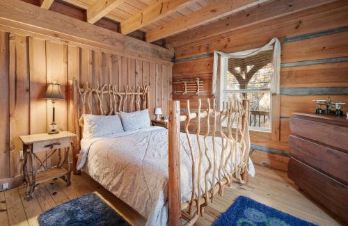 Vesta House | Gorgeous Log Cabin - Wineries, Dan River, Hiking