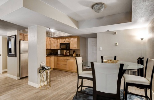 Las Vegas Strip Condo | Gorgeous, Luxurious Penthouse Next to Bellagio on the Strip! Call 702-987-6904.