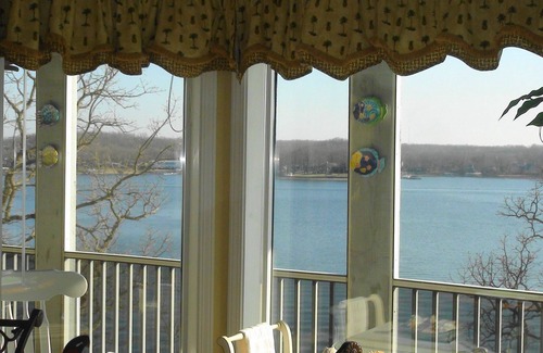 Village of Four Seasons Condo | Gorgeous Main Channel Lakefront Condo at Regatta Bay.