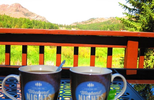 Colorado Springs Ski Chalet | GORGEOUS MOUNTAIN RETREAT WITH PANORAMIC VIEWS, PIKES PEAK NATIONAL FOREST