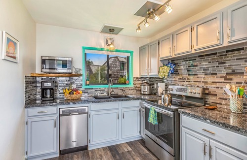 Princeville Condo | Gorgeous, Newly Remodelled Ocean Front Retreat-Sea Lodge II G6