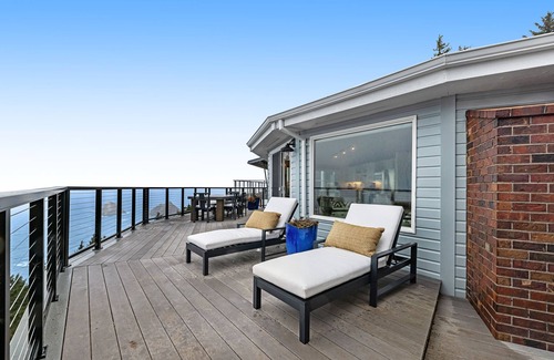 Oceanside House | Gorgeous Ocean View Home with High-Speed WiFi, Gas Fireplace, and Private W/D