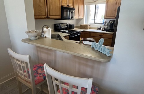 Crescent Beach Condo | Gorgeous OCEANFRONT 2 bedroom condo in Summerhouse
