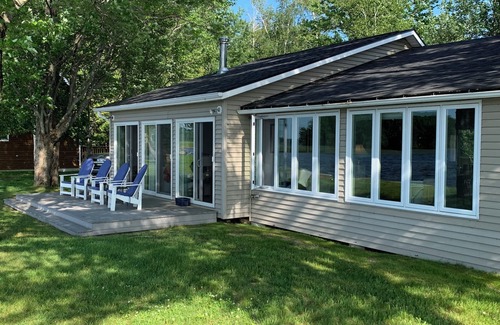 Newport House | Gorgeous one level, 3 bedrooms, 2 full bath living right on Lake Memphremagog!