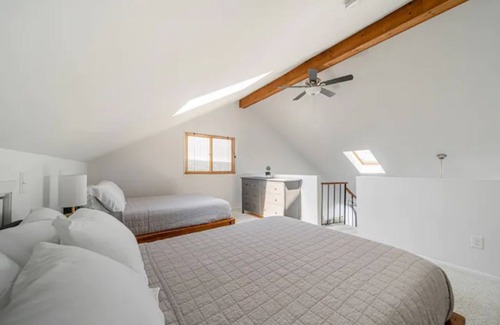 Vernon Condo | Gorgeous open and bright loft condo in Great Gorge Village, Vernon, NJ.