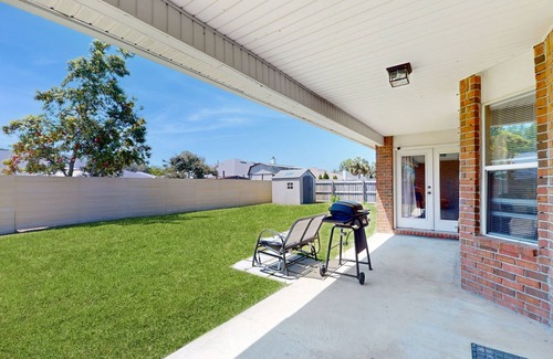 Ono Island House | Gorgeous pet friendly coastal home with plenty of space and easy beach access