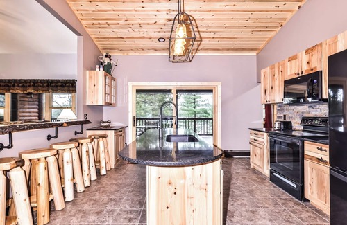 St Germain House | Gorgeous! Private 8 bedroom cabin w/spectacular lake views.