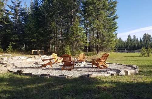 Kalispell Cottage | Gorgeous Property Located Just 30 Minutes From Glacier National Park