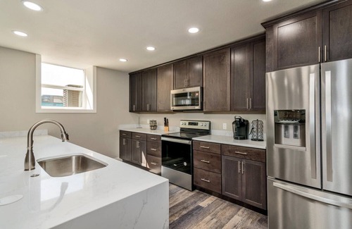 Sterling Apartment | Gorgeous Remodeled Studios! Sterling! # 16