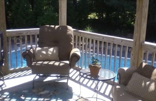 Gansevoort House | Gorgeous Saratoga Springs track rental with Pool, patio and outdoor shower