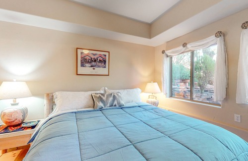 West Sedona Cottage | Gorgeous Sedona home with hot tub & breathtaking views