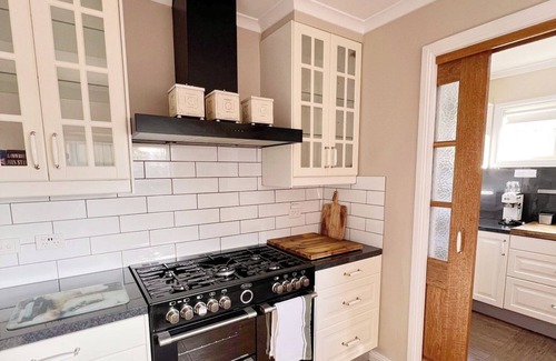 Traralgon House | Gorgeous ultra clean 3 Bedroom/2 Bathroom HomenClose to popular attractions/CBD
