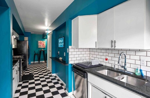 University Heights Villa | Gorgeous UNM/Nob Hill/Downtown PRIME location!🏠 MONTHLY STAYS AVAILABLE!