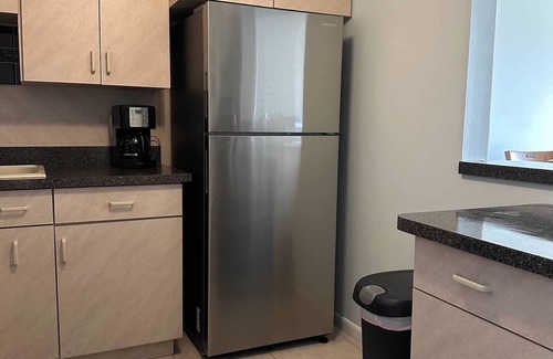 Bayway Isles Condo | Gorgeous views 5 minutes from St Pete Beach! Tons of amenities!