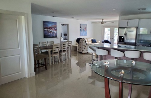 Marco Island House | Gorgeous Waterfront 3BR with private pool - enjoy every Sunrise and Sunset!
