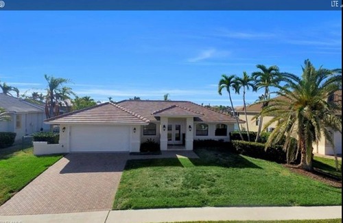 Marco Island House | Gorgeous Waterfront 3BR with private pool - enjoy every Sunrise and Sunset!