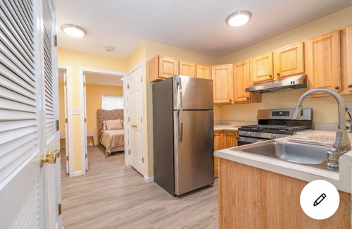 Fair Haven House | Gorgeous Waterfront 2:1 - 2 houses in 1 building.