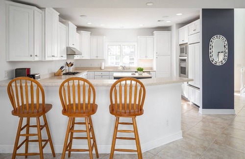 Mantoloking House | Gorgeous waterfront Home on lagoon steps away from private beach. Sleeps 12