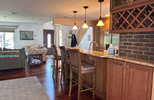 Ortley Beach House | Gorgeous waterfront 5-bedroom lagoon getaway, 7 minutes from Seaside beaches!