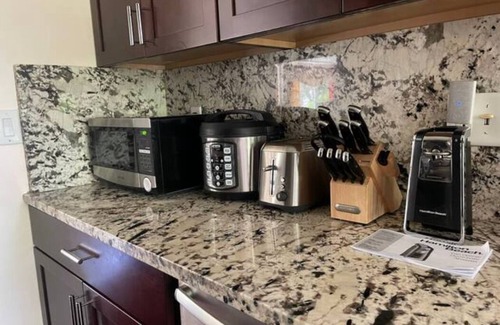Williamsville House | Gorgeous Williamsville Home in Central Location