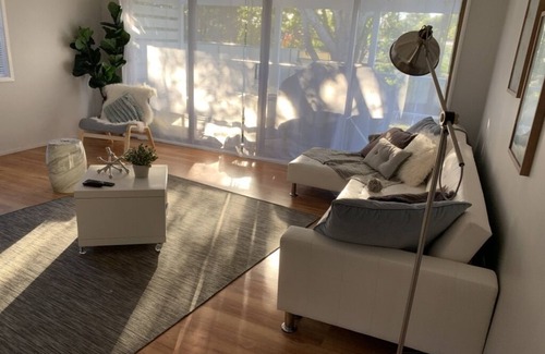 Gorokan House | Gorokan Glam on the Central Coast