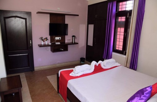 Bhagtpura Hotel | Goroomgo Hotel Hill View Homes Bhimtal