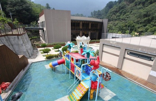 Heping Hotel | Goya Spring Resort