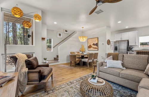 Flagstaff House | Grab Oct. Dates while you can | Enjoy LVT Local Discounts