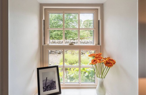 Starbotton House | Grade 2 listed country home sleeping 12 with hot tub and annex