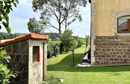 Guemes House | Gran villa con jardín - Villa El Quejigal 13800