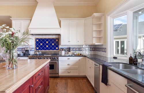 Paso Robles House | Granada by AvantStay | Secluded Estate w/ Vineyard Views & Pool