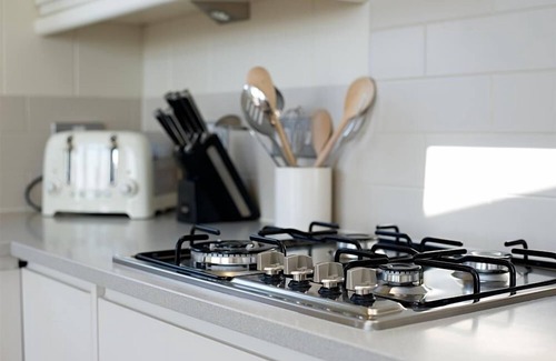 Castle Douglas Cottage | Granary Lodge - a lodge that sleeps 6 guests in 3 bedrooms