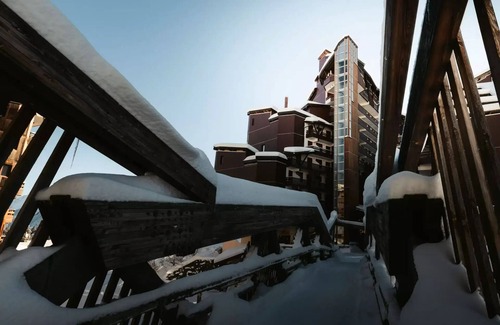 La Perriere Apartment | Grand Bois A Residence - CONFORTABLE 2 PARTS, SKIS TO PIEDS AND NEAR TRADE