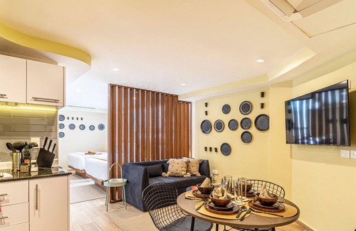 Colonia Cuauhtemoc Apartment | Grand Chapultepec by Kukun