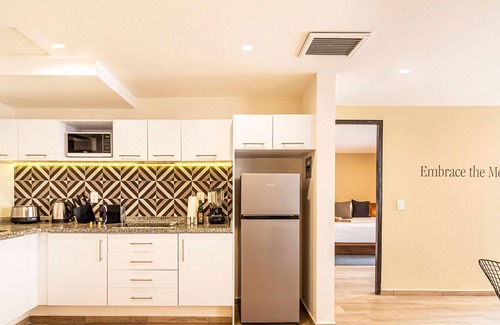 Colonia Cuauhtemoc Apartment | Grand Chapultepec by Kukun