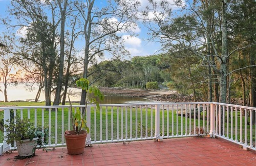 North Arm Cove House | Grand Esplanade