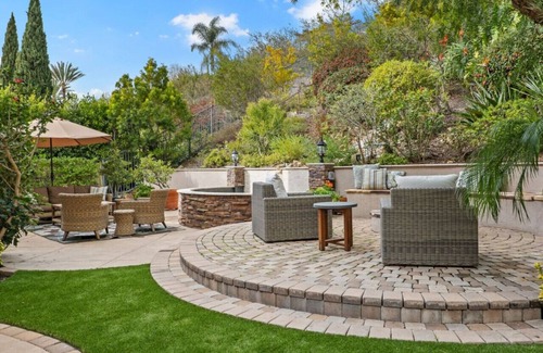 La Costa Oaks South House | Grand Family Home in Carlsbad- Community Amenities