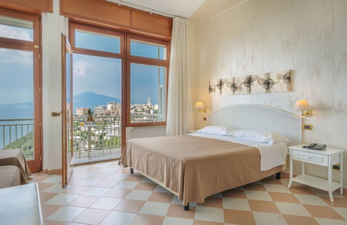 Seiano Hotel | Grand Hotel Moon Valley