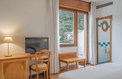 Seiano Hotel | Grand Hotel Moon Valley