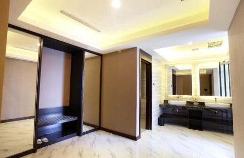 Purwokerto Hotel | Grand Karlita Hotel Purwokerto