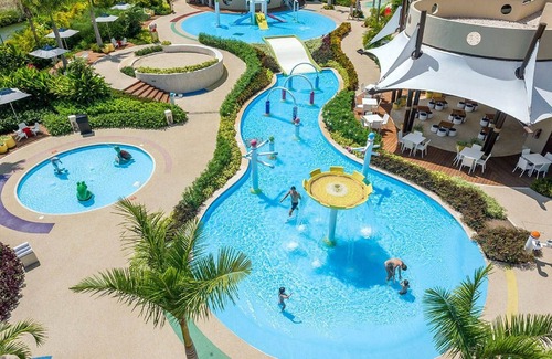 Las Jarretaderas Villa | Grand Luxxe Spa-2 or 3 Bedroom or 2 Bedroom Loft