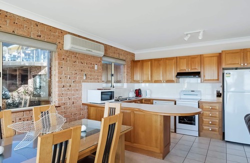 Narooma Apartment | Grand Pacific 2 Unit 2 - Ground Floor