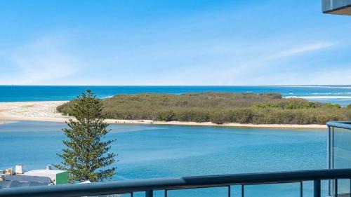 Caloundra Apartment | Grand Pacific Unit 104