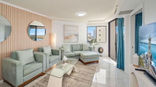 Caloundra Apartment | Grand Pacific Unit 104
