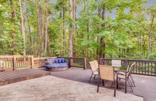 Lithonia House | Grand Retreat Sleeps 12 Spacious Deck and WiFi