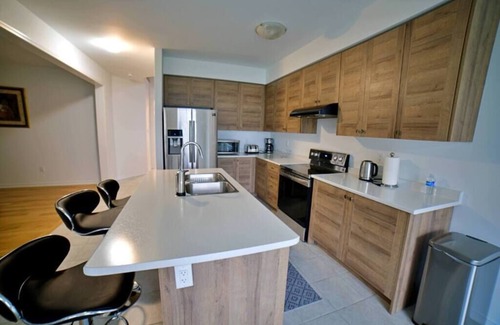 Brantford House | Grand River Retreat S